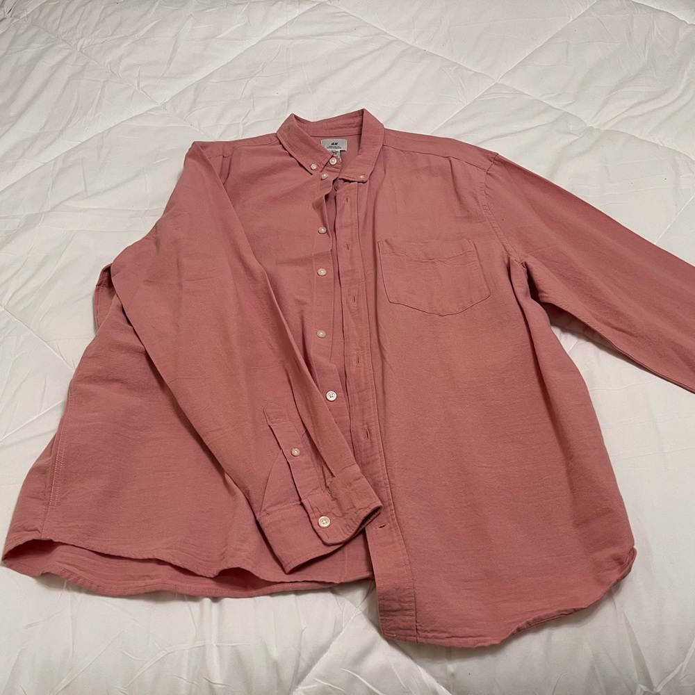 H&M Salmon colored button down shirt XL